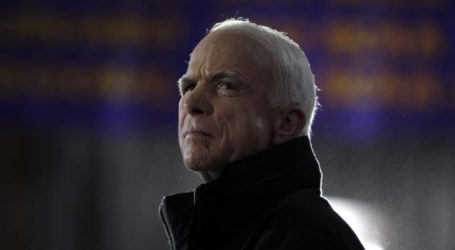 John McCain, una vida marcada por el honor