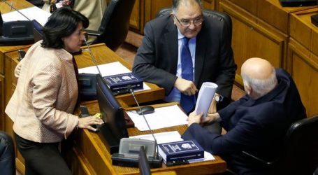 Senadores de oposición e independientes unidos por el retiro de pensiones