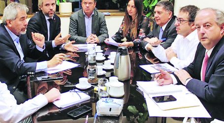 Gobierno refuerza gestiones con la DC para la aprobación de la ley de pensiones