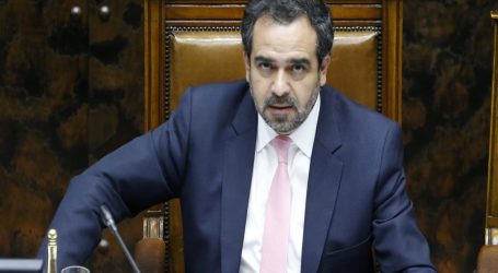 Senador Quintana saluda a Primeranota en su aniversario