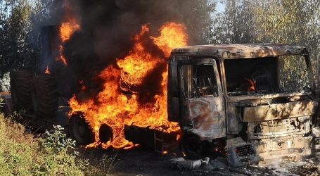 Balean casa y queman tractocamión en Pua