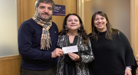 INDAP entrega apoyo a emprendimiento agrícola familiar de Teodoro Schmitd