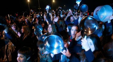 Ipsos: 82% de chilenos cree que 2020 será un año de disturbios y protestas