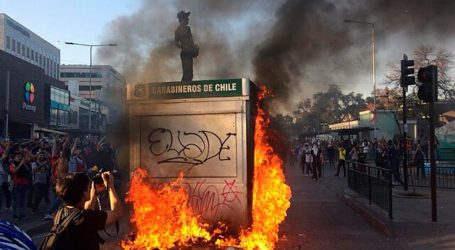 Conclusión internacional por violencia y destrucción en Santiago: “La clase política no ha estado a la altura”