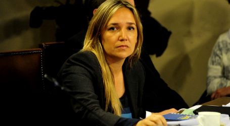 Pamela Jiles (PH) emplazó a María José Hoffmann (UDI): “La sesión es en el Congreso, no en los matinales”