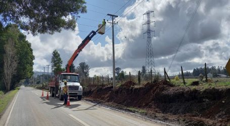 Frontel realiza importantes mejoramientos en la red eléctrica de Gorbea