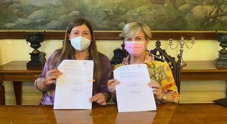 Alcaldesa Katherinne Migueles gestionó importantes obras para la comuna en su vista a la capital