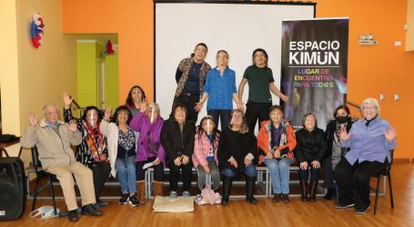 Espacio Kimün impartió talleres de bienestar emocional para adultos mayores de Temuco