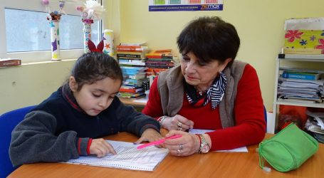 AraucaníAprende requiere profesores jubilados para enseñar a leer en las escuelas