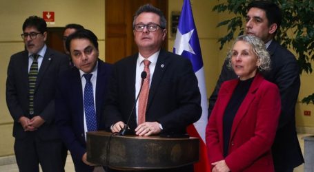 DC acuerdo con Gobierno por contribuciones tras compromiso de reponer compensación a municipios en comisión mixta