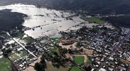 Lumaco declara emergencia comunal por sistema frontal; 2.500 hectáreas cubiertas por agua