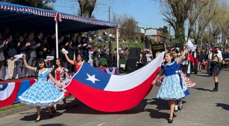 8 mil personas repletaron el desfile cívico-militar de Padre Las Casas